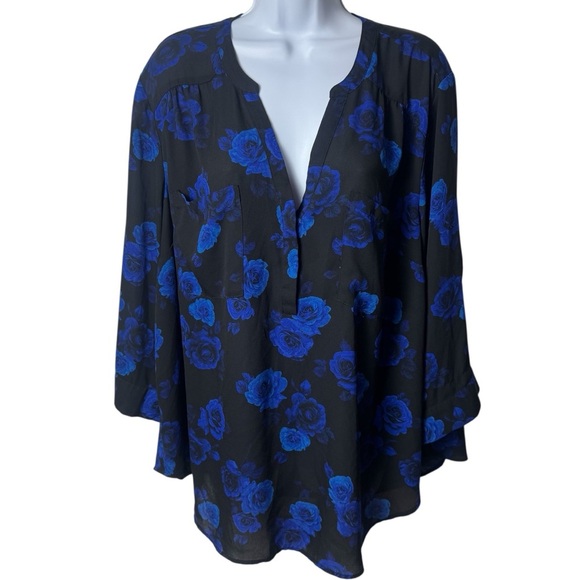 Torrid Harper Black Blue Floral Blouse Whimsical Fairygoth Dark Romantic 2X - Picture 2 of 9